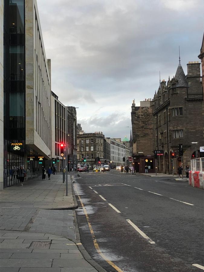 Cosy One Bedroom Flat In City Center Edimburgo Exterior foto